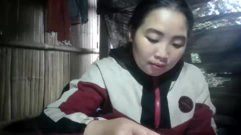 ms_pham online show from 05/10/26, 12:38