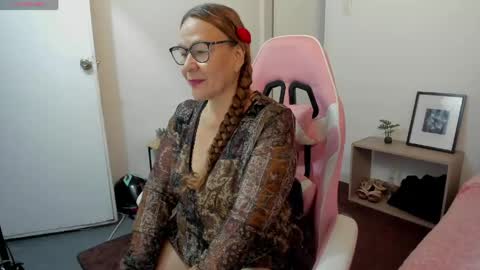 Snapshot of ms_samanta chatting on 05/05/26, 11:07 ms_samanta online show from 05/05/26, 11:07
