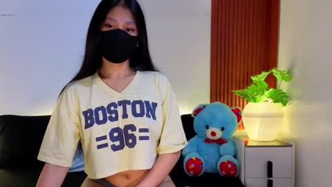 ms_shye online show from 10/26/25, 04:18