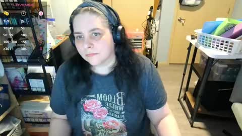 Bella Snow online show from 05/17/26, 12:08
