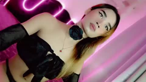 mscherry_ online show from 01/12/26, 05:45