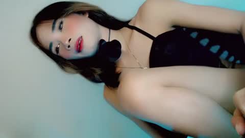mscherry_ online show from 06/12/26, 08:35