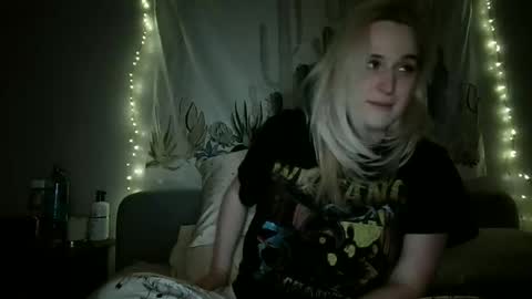msclairewhatever online show from 11/21/25, 10:58