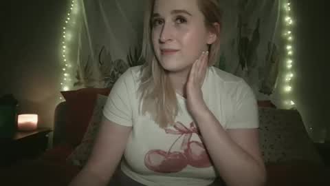 Snapshot of msclairewhatever chatting on 03/30/26, 04:24 msclairewhatever online show from 03/30/26, 04:24