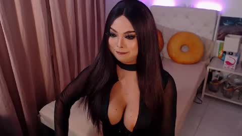Snapshot of msgoldencum chatting on 01/31/25, 09:27 MSGOLDENCUM online show from 01/31/25, 09:27