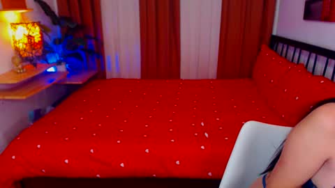 Snapshot of mshardhugedickx chatting on 07/01/26, 01:24 Goddess Tyra online show from 07/01/26, 01:24