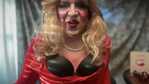 Snapshot of mskarentoy chatting on 02/14/26, 09:55 mskarentoy online show from 02/14/26, 09:55