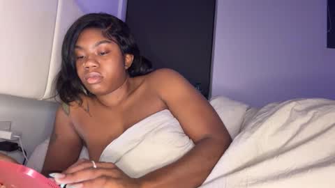 Snapshot of mskitty000 chatting on 02/11/26, 03:22 mskitty000 online show from 02/11/26, 03:22