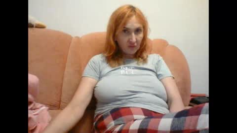 Snapshot of mss_angela chatting on 09/30/25, 12:21 Mss Angela online show from 09/30/25, 12:21