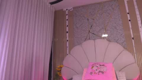 Snapshot of mssburbuja chatting on 04/24/26, 03:09 Manuela online show from 04/24/26, 03:09
