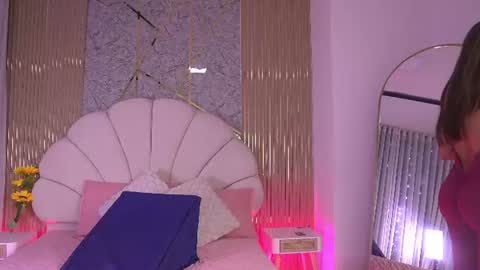 Snapshot of mssburbuja chatting on 07/22/26, 03:09 Manuela online show from 07/22/26, 03:09