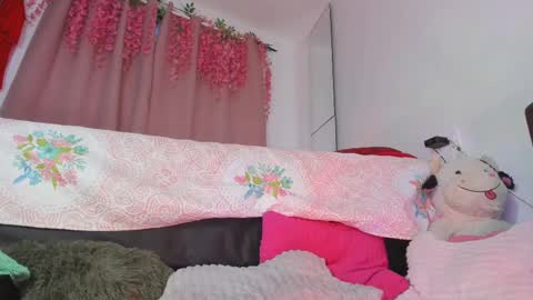 Chloe new account online show from 10/06/25, 11:02