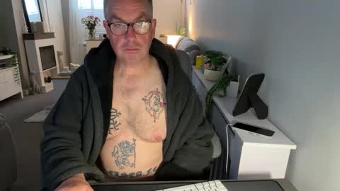 Snapshot of mtb1697 chatting on 09/24/25, 07:01 mtb1697 online show from 09/24/25, 07:01