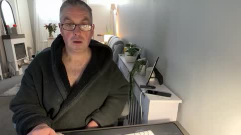 Snapshot of mtb1697 chatting on 01/07/26, 10:40 mtb1697 online show from 01/07/26, 10:40