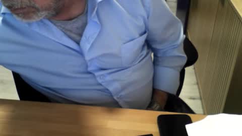 Snapshot of mtwpaul chatting on 04/06/26, 11:33 mtwpaul online show from 04/06/26, 11:33