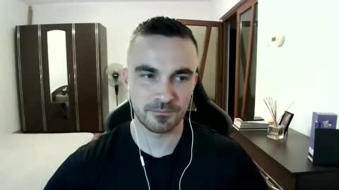 Victor online show from 06/03/26, 06:57