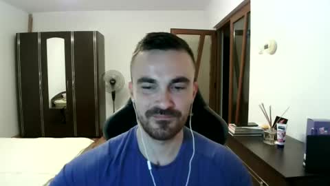 Victor online show from 06/12/26, 08:41