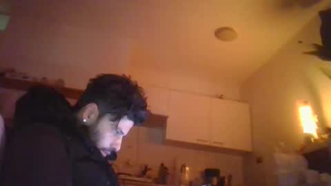 Snapshot of mucha950218 chatting on 10/24/25, 03:36 mucha950218 online show from 10/24/25, 03:36