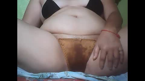 muffy_bunny online show from 02/21/25, 10:59