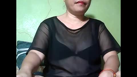 muffy_bunny online show from 04/01/26, 06:27