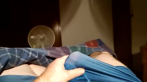 Snapshot of mugglesmuggler chatting on 01/18/26, 03:54 mugglesmuggler online show from 01/18/26, 03:54