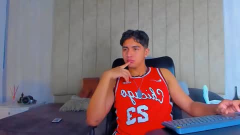 Snapshot of muichiro_tokito1 chatting on 01/12/25, 04:42 muichiro tokito1 online show from 01/12/25, 04:42