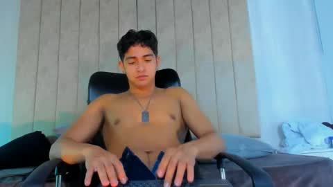 Snapshot of muichiro_tokito1 chatting on 01/19/25, 08:50 muichiro tokito1 online show from 01/19/25, 08:50