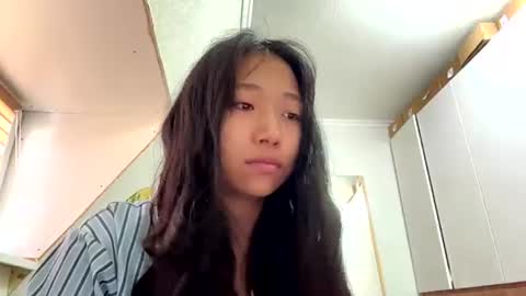 Mia online show from 07/27/26, 11:01