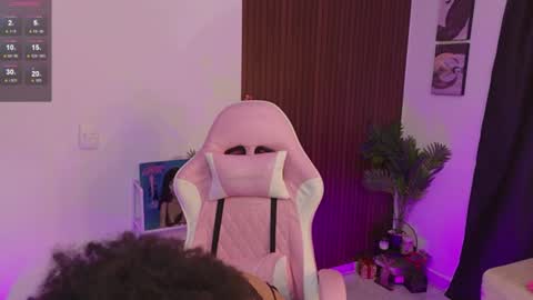 HEY GUYS IF YOU LIKE SEXY SHOW YOU ARE IN THE CORRECT PLACE CU WENESDAY PVT OPEN   TRANSMISSION TIME 5 PM - 10 PM COLOMBIA online show from 06/17/26, 01:19