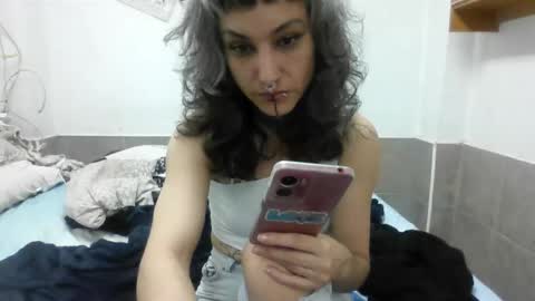 mulderandvalkyrie online show from 10/21/25, 06:36