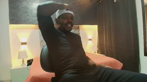 Muller Asher online show from 11/07/25, 03:39