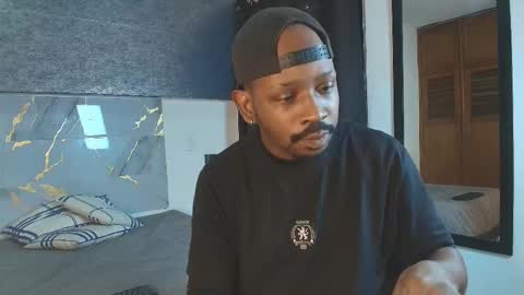 Muller Asher online show from 12/02/25, 03:01