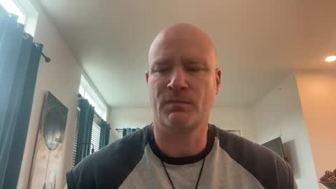 Snapshot of multipopper chatting on 02/15/25, 06:12 multipopper online show from 02/15/25, 06:12