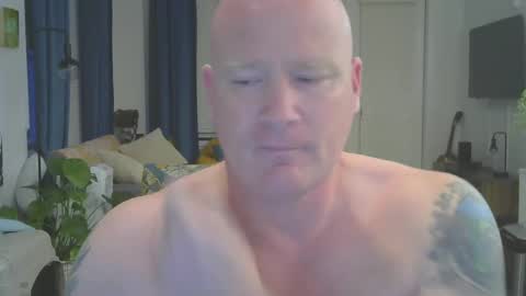 Snapshot of multipopper chatting on 09/27/25, 02:16 multipopper online show from 09/27/25, 02:16