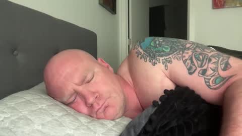 Snapshot of multipopper chatting on 10/19/25, 04:51 multipopper online show from 10/19/25, 04:51