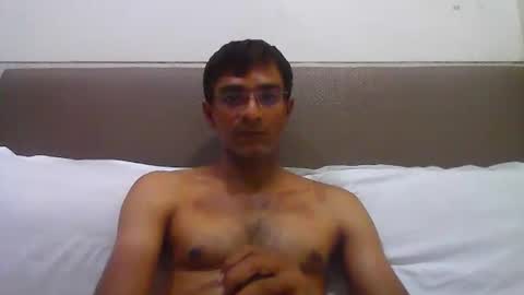 Snapshot of mumbaimonster8inch chatting on 05/14/26, 10:33 rajesh engineer online show from 05/14/26, 10:33