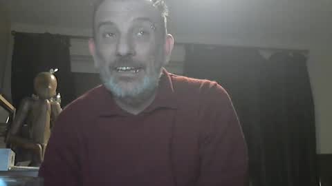 Snapshot of munch10 chatting on 12/21/24, 10:51 munch10 online show from 12/21/24, 10:51