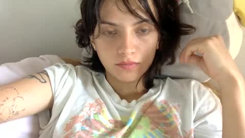   online show from 01/11/25, 02:04