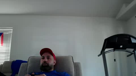 Snapshot of munchies420 chatting on 02/13/26, 08:27 Bearded online show from 02/13/26, 08:27