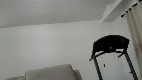 Snapshot of munchies420 chatting on 02/16/26, 01:29 Bearded online show from 02/16/26, 01:29