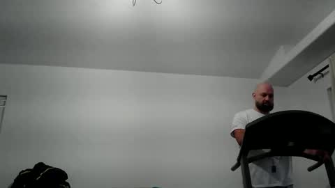 Snapshot of munchies420 chatting on 02/26/26, 12:04 Bearded online show from 02/26/26, 12:04