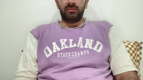 Snapshot of munnabobby2008 chatting on 01/13/25, 05:23 munnabobby2008 online show from 01/13/25, 05:23