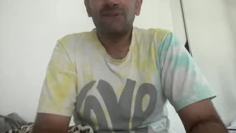 Snapshot of munnabobby2008 chatting on 02/02/25, 04:26 munnabobby2008 online show from 02/02/25, 04:26