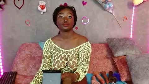 Snapshot of mupitta_sweett chatting on 09/17/25, 06:53 Leidy online show from 09/17/25, 06:53