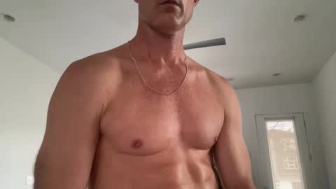 Snapshot of murakmi800 chatting on 12/04/25, 07:11 Araki online show from 12/04/25, 07:11