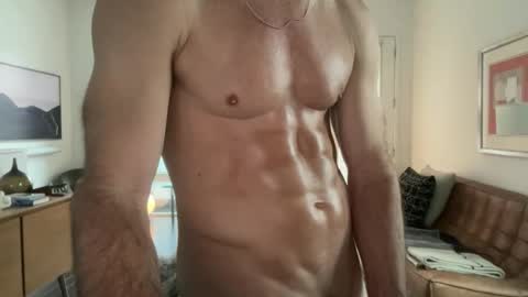 Snapshot of murakmi800 chatting on 12/05/25, 03:09 Araki online show from 12/05/25, 03:09