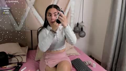 muriell_69 online show from 06/13/26, 12:36