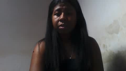 Snapshot of murielleee chatting on 05/11/26, 06:08 murielleee online show from 05/11/26, 06:08