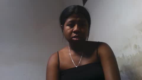 Snapshot of murielleee chatting on 05/12/26, 07:11 murielleee online show from 05/12/26, 07:11