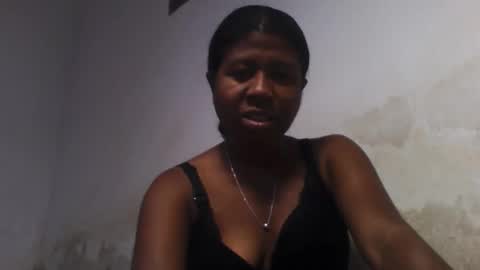 Snapshot of murielleee chatting on 05/14/26, 08:43 murielleee online show from 05/14/26, 08:43